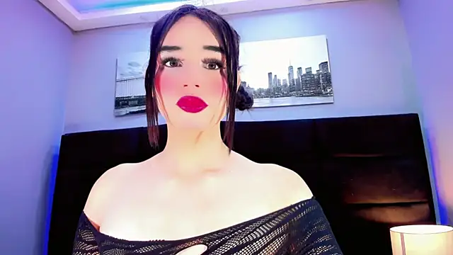 Snapshot of Valeria_Rouss chatting on 10-13-25, 01:12 Valeria Rouss online show from 10-13-25, 01:12