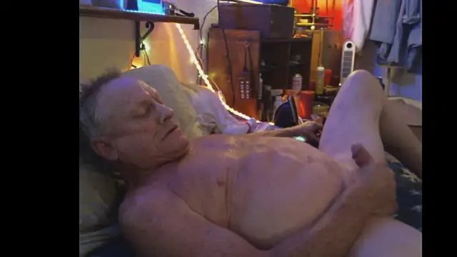 Pussyeat2please online show from 10-21-25, 10:47