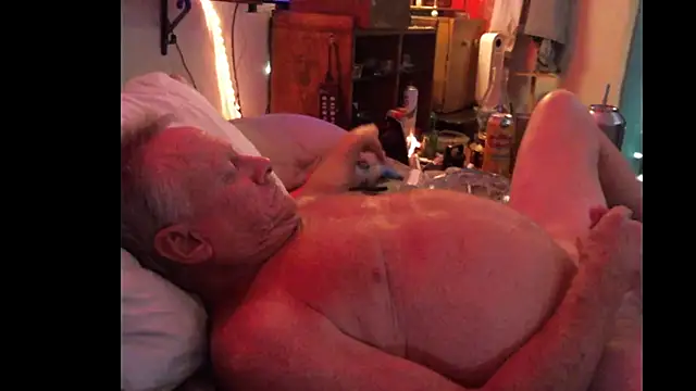 Pussyeat2please online show from 11-29-25, 08:36