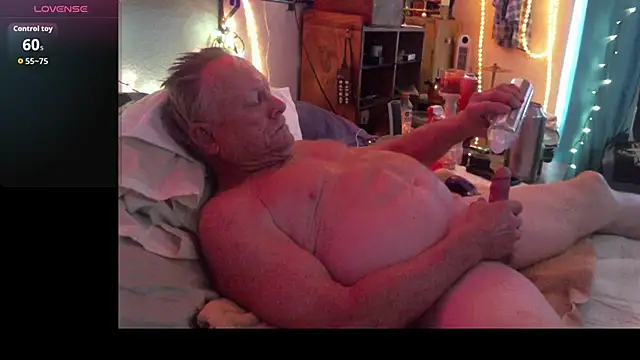 Pussyeat2please online show from 02-22-26, 07:26