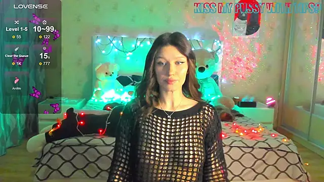 Snapshot of unearthly_di chatting on 11-03-25, 10:52 unearthly di online show from 11-03-25, 10:52