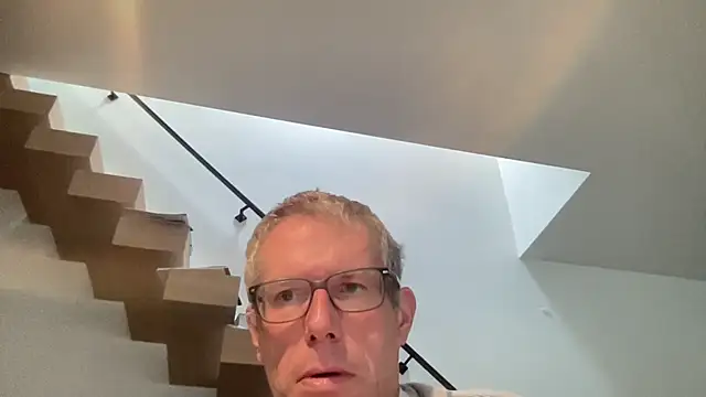 Snapshot of choupipat1 chatting on 11-08-25, 08:51 choupipat1 online show from 11-08-25, 08:51