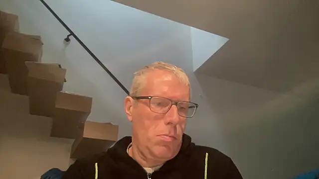 Snapshot of choupipat1 chatting on 01-13-26, 08:51 choupipat1 online show from 01-13-26, 08:51
