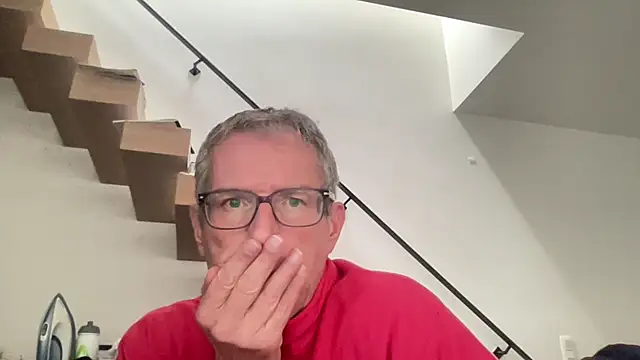 Snapshot of choupipat1 chatting on 10-30-25, 12:25 choupipat1 online show from 10-30-25, 12:25