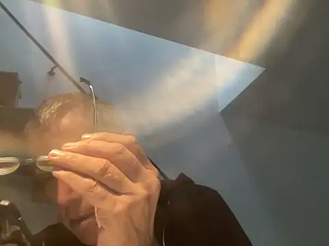 Snapshot of choupipat1 chatting on 09-30-25, 06:19 choupipat1 online show from 09-30-25, 06:19