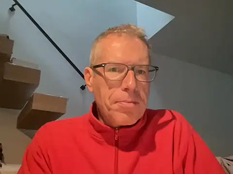 Snapshot of choupipat1 chatting on 09-26-25, 06:20 choupipat1 online show from 09-26-25, 06:20