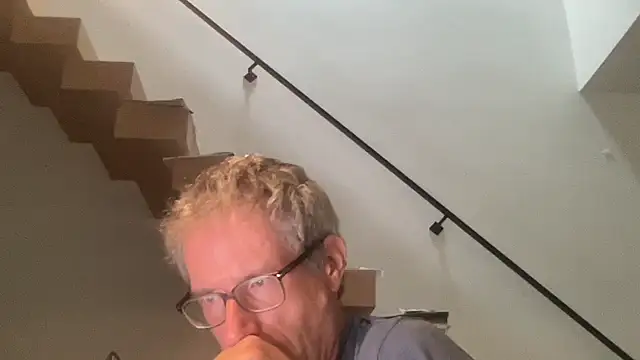 Snapshot of choupipat1 chatting on 09-18-25, 06:38 choupipat1 online show from 09-18-25, 06:38