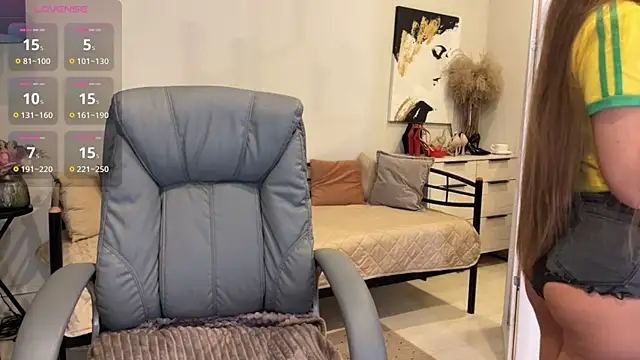 Yummy Jane online show from 04-09-26, 01:07