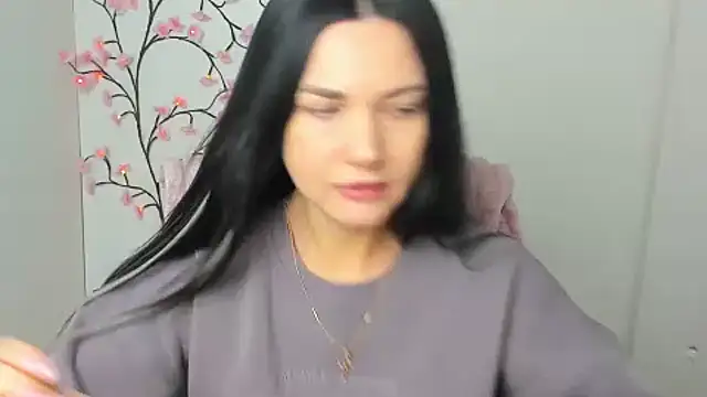 Snapshot of Lune_Moon chatting on 02-13-26, 06:57 Lune Moon online show from 02-13-26, 06:57