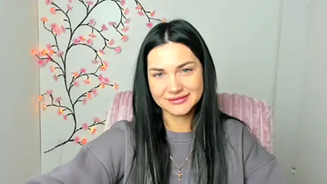 Snapshot of Lune_Moon chatting on 02-20-26, 06:48 Lune Moon online show from 02-20-26, 06:48