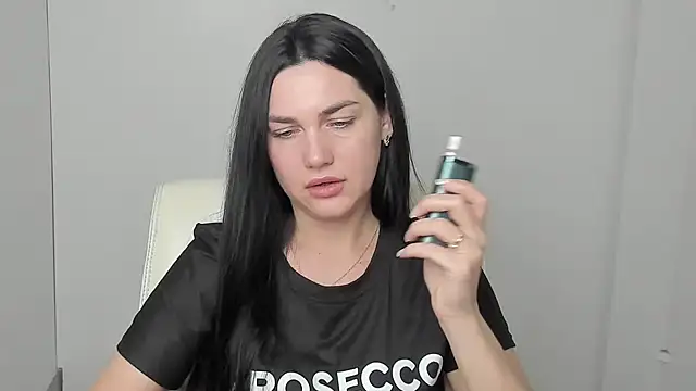 Lune Moon online show from 10-03-25, 05:47