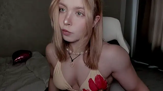 Snapshot of VanillaLivitski chatting on 09-21-25, 11:15 VanillaLivitski online show from 09-21-25, 11:15