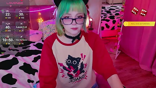 CoralineYoung online show from 04-25-26, 07:11