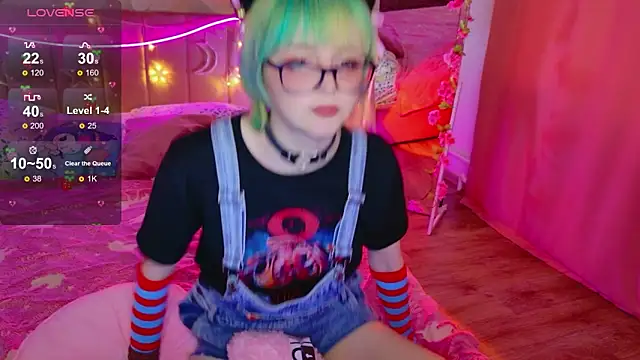 CoralineYoung online show from 05-17-26, 05:07