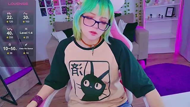 CoralineYoung online show from 04-27-26, 05:16