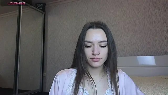 Snapshot of Nastiixx chatting on 10-06-25, 02:40 Nastiixx online show from 10-06-25, 02:40