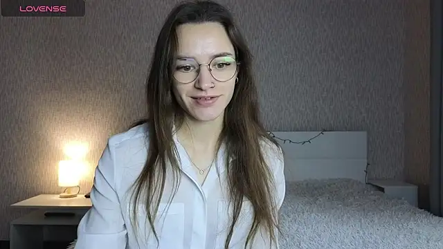 Snapshot of Nastiixx chatting on 10-28-25, 06:45 Nastiixx online show from 10-28-25, 06:45