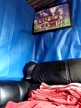 Chrisdee2 online show from 11-21-25, 10:14