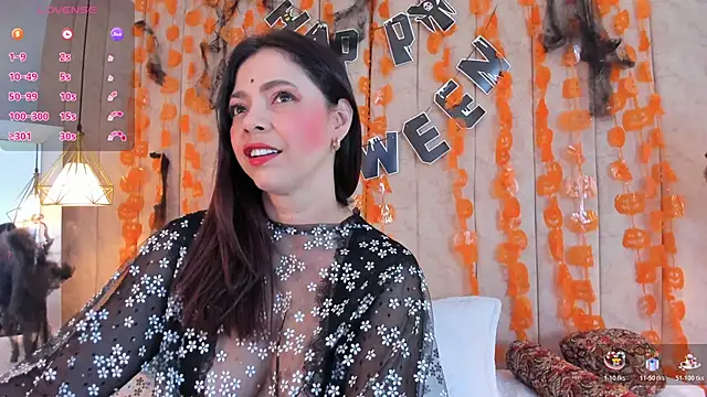 Snapshot of Anantaa_ chatting on 10-22-25, 04:06 Anantaa online show from 10-22-25, 04:06