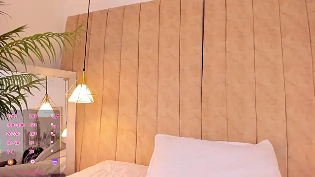 Snapshot of Anantaa_ chatting on 11-17-25, 11:36 Anantaa online show from 11-17-25, 11:36