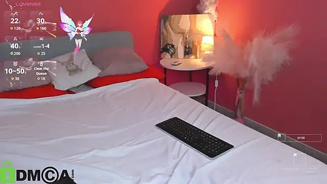 Lisbeth  Salander online show from 10-24-25, 02:43