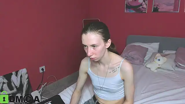 Snapshot of Lisbeth__Salander chatting on 09-24-25, 02:40 Lisbeth Salander online show from 09-24-25, 02:40