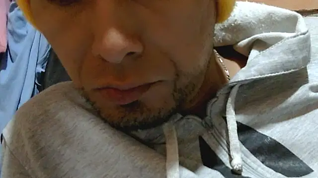 Boycumlatino online show from 03-24-26, 01:33