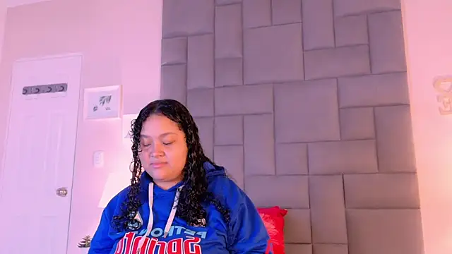 KITY HILL online show from 10-02-25, 04:38