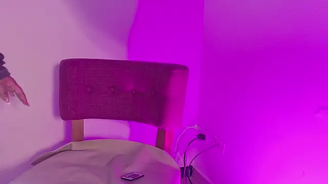 KITY HILL online show from 02-10-26, 01:48