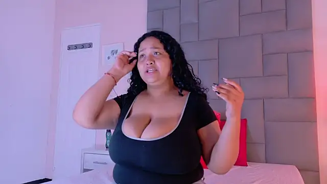 KITY HILL online show from 09-25-25, 04:07