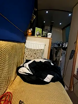 ladyboatlady online show from 11-18-25, 06:50