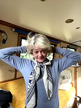 ladyboatlady online show from 09-11-25, 09:53