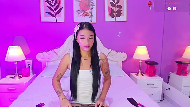 SamantaKane online show from 02-12-26, 04:23