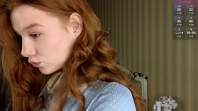 Juuulia  online show from 12-22-25, 12:49