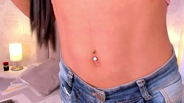 ShaynaHosk online show from 03-10-26, 03:32