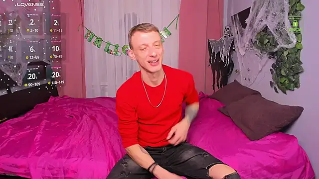 Snapshot of InkedJames chatting on 10-15-25, 10:34 InkedJames online show from 10-15-25, 10:34