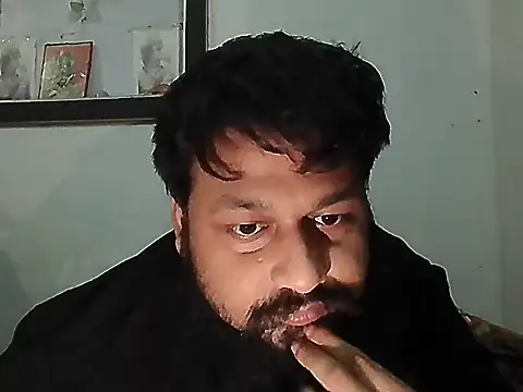 Dollseye online show from 11-18-25, 07:28