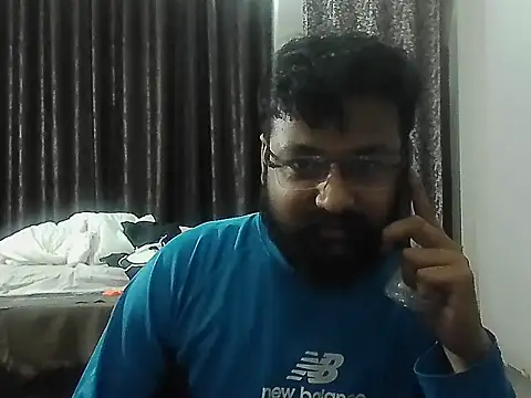 Dollseye online show from 02-17-26, 01:52