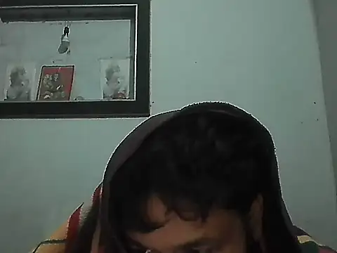 Dollseye online show from 11-15-25, 12:42