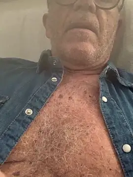 Snapshot of MARCO_NI chatting on 12-22-25, 09:37 MARCO NI online show from 12-22-25, 09:37