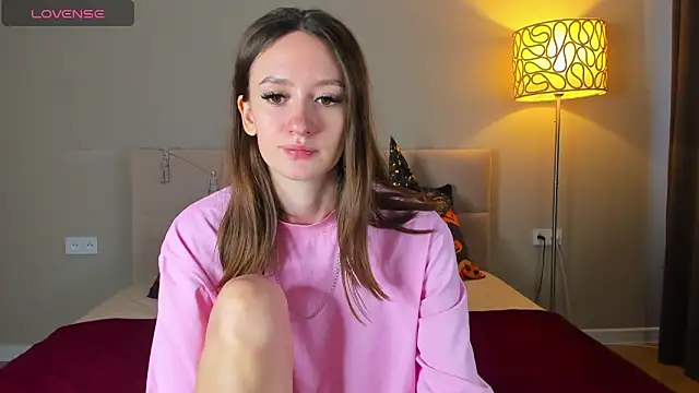 cutienaughtygirl online show from 10-25-25, 09:30