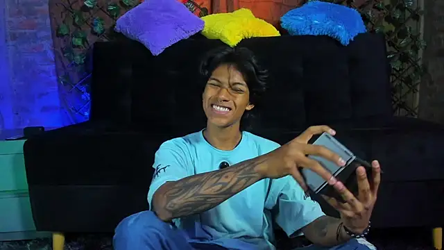 dreyk20 online show from 02-10-26, 03:44