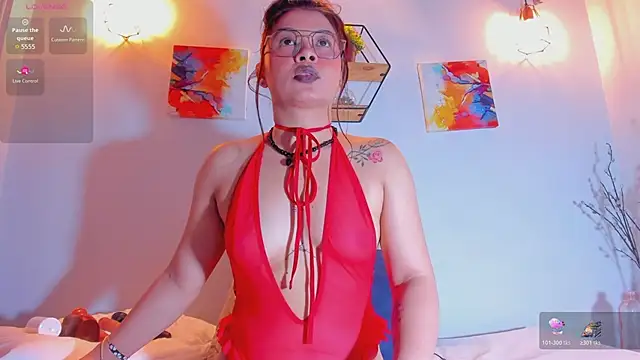 Karlaliones69 online show from 11-18-25, 11:46