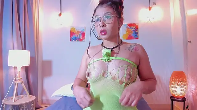 Karlaliones69 online show from 01-08-26, 11:49