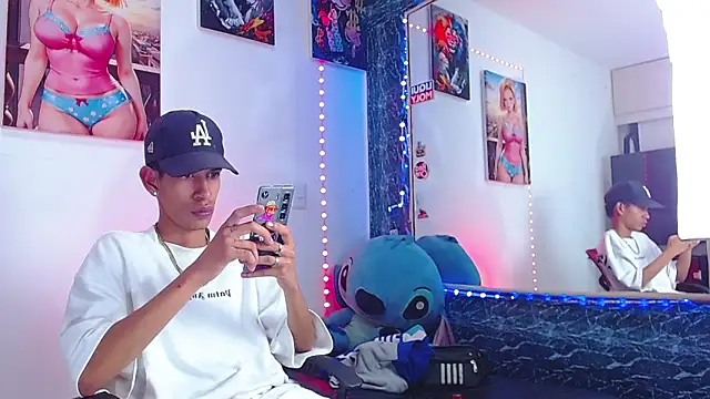 briamhoconor xh online show from 10-26-25, 12:55