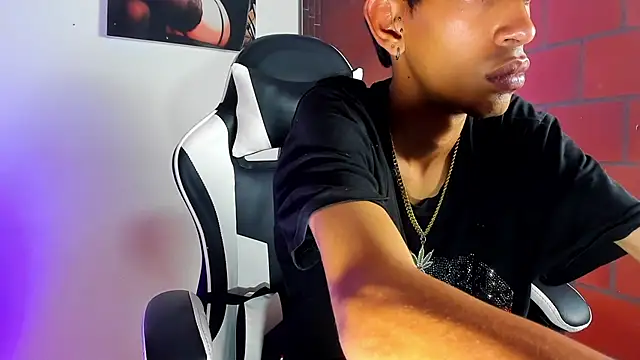 briamhoconor xh online show from 03-20-26, 01:39