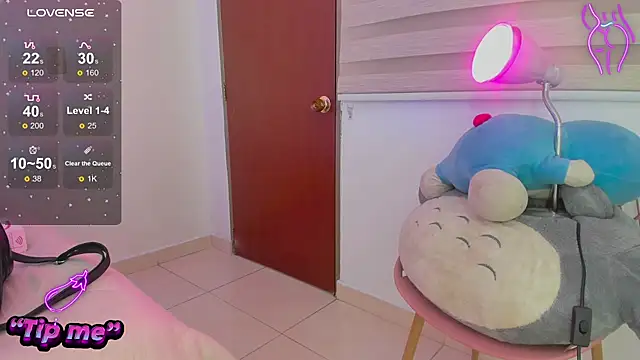 Hadid Jimenez  online show from 11-05-25, 08:12