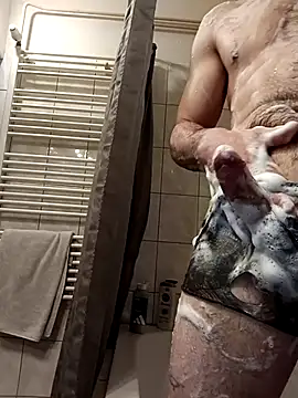 Radsjxh online show from 04-12-26, 09:18