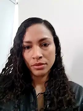 SofiaDelicia online show from 10-18-25, 01:57