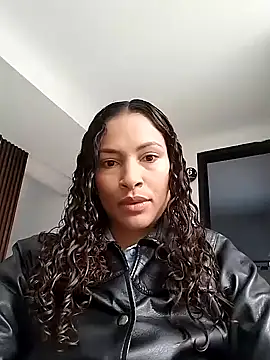 SofiaDelicia online show from 10-24-25, 02:05